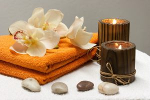 Zabiegi energetyzujące w domu, kosmetyki dla spa. Zestawy SPA, wanny