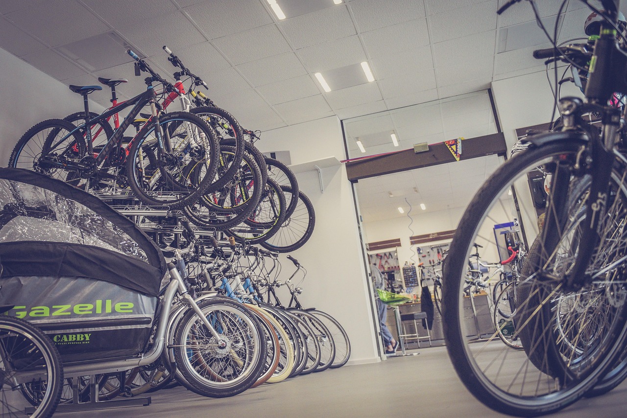 Jak wybrać sklep z częściami rowerowymi: oferta, jakość, doradztwo i warunki zakupu